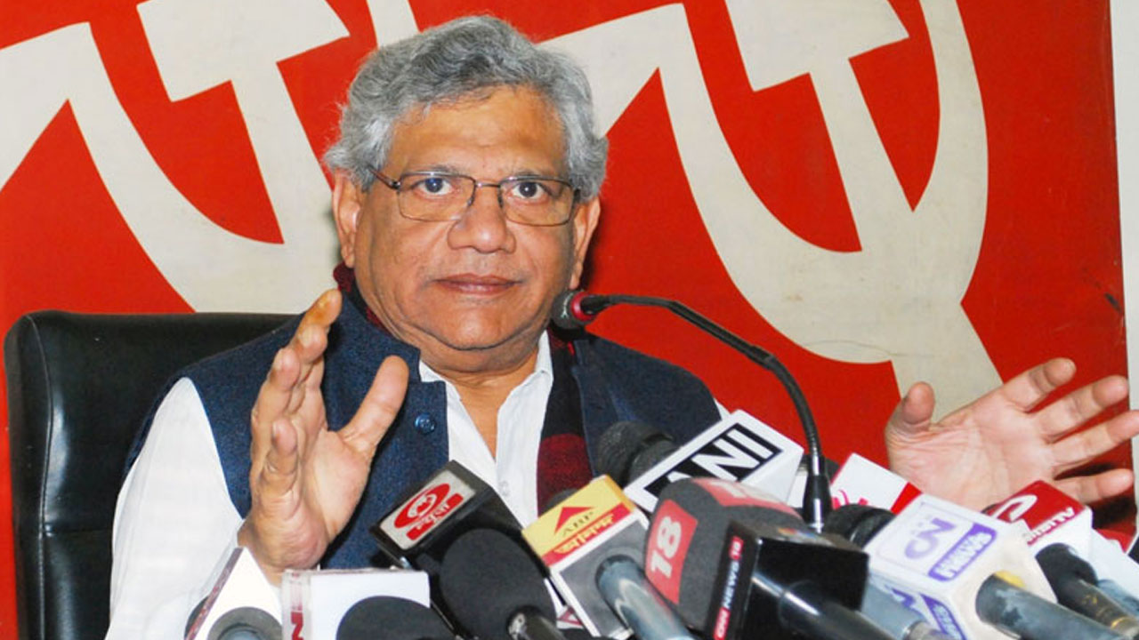 హ్యాట్రిక్ కొట్టిన ఏచూరీ.. మూడోసారీ సీపీఎం సార‌థిగా ఎన్నికైన సీతారాం ఏచూరీ