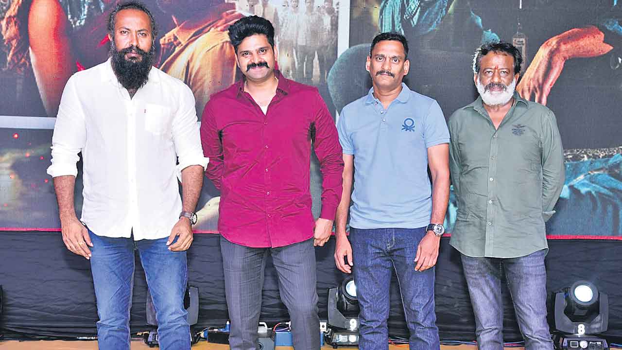 హవాలా డబ్బు వేటలో…