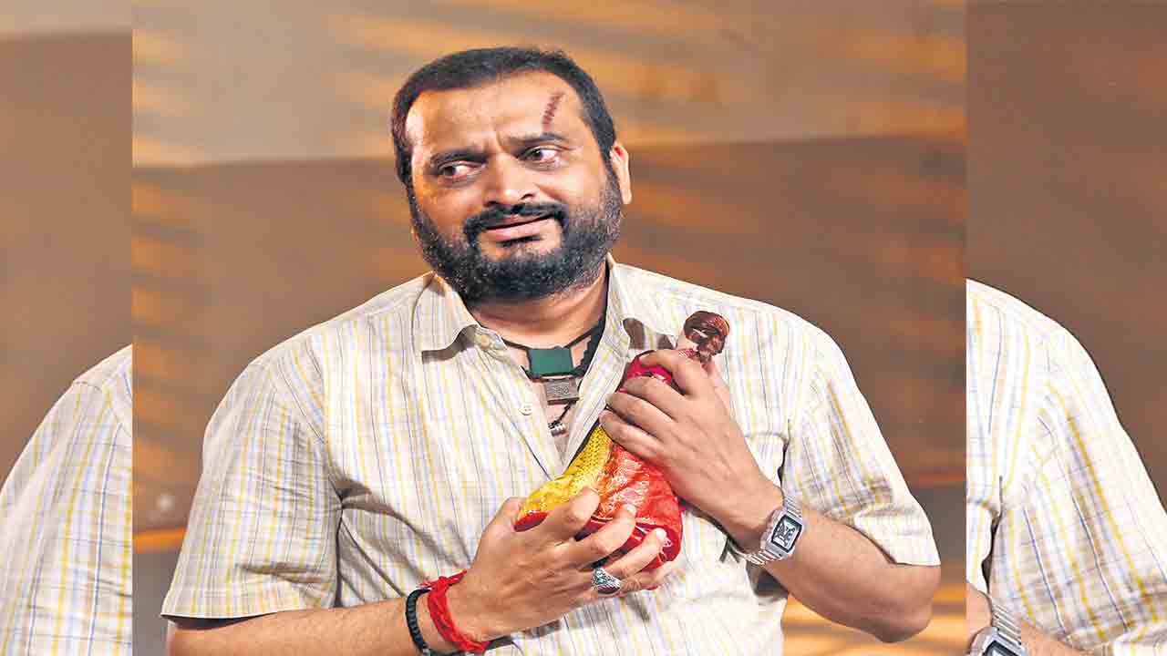 పోలీస్‌ విచారణలో..