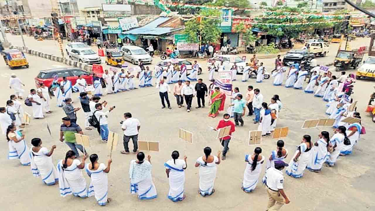 ధూమపానానికి దూరంగా ఉండాలి