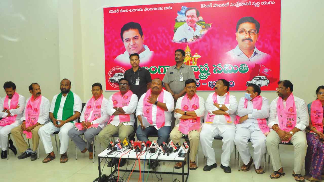 రాజ్యాంగ హక్కులను కాలరాస్తున్న బీజేపీ ప్రభుత్వం