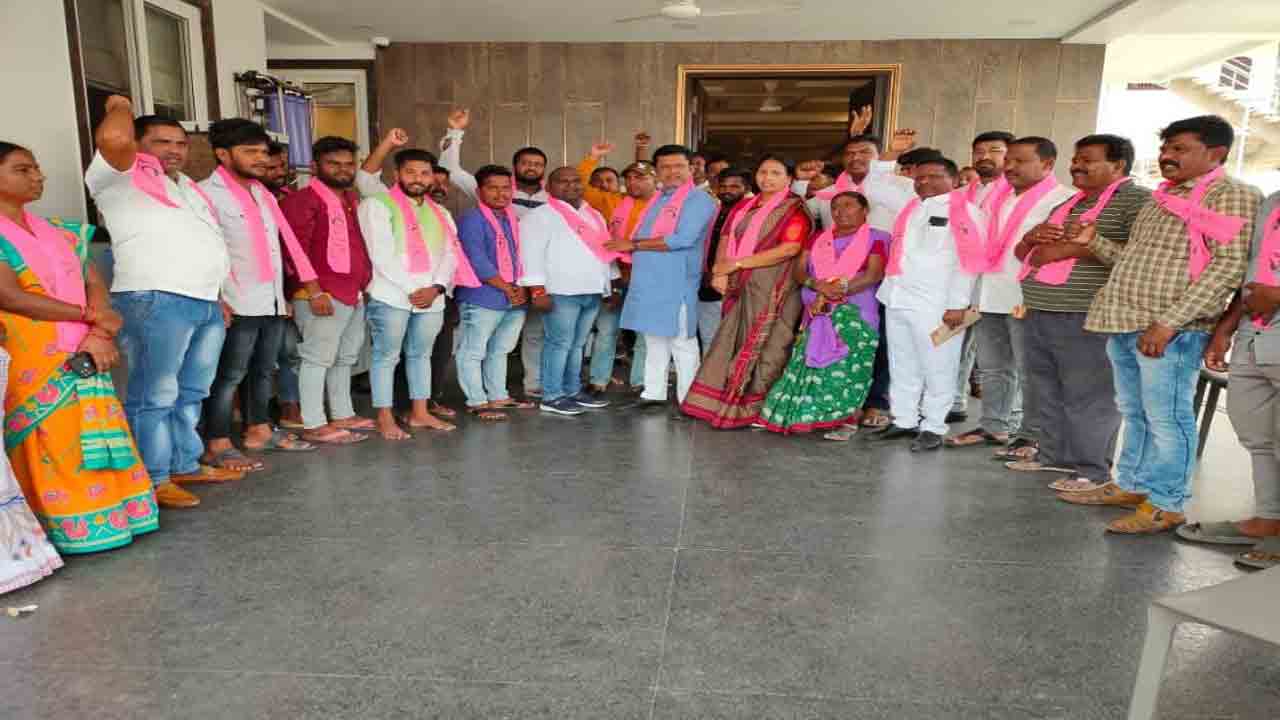 కార్యకర్తలకు అండగా టీఆర్‌ఎస్‌