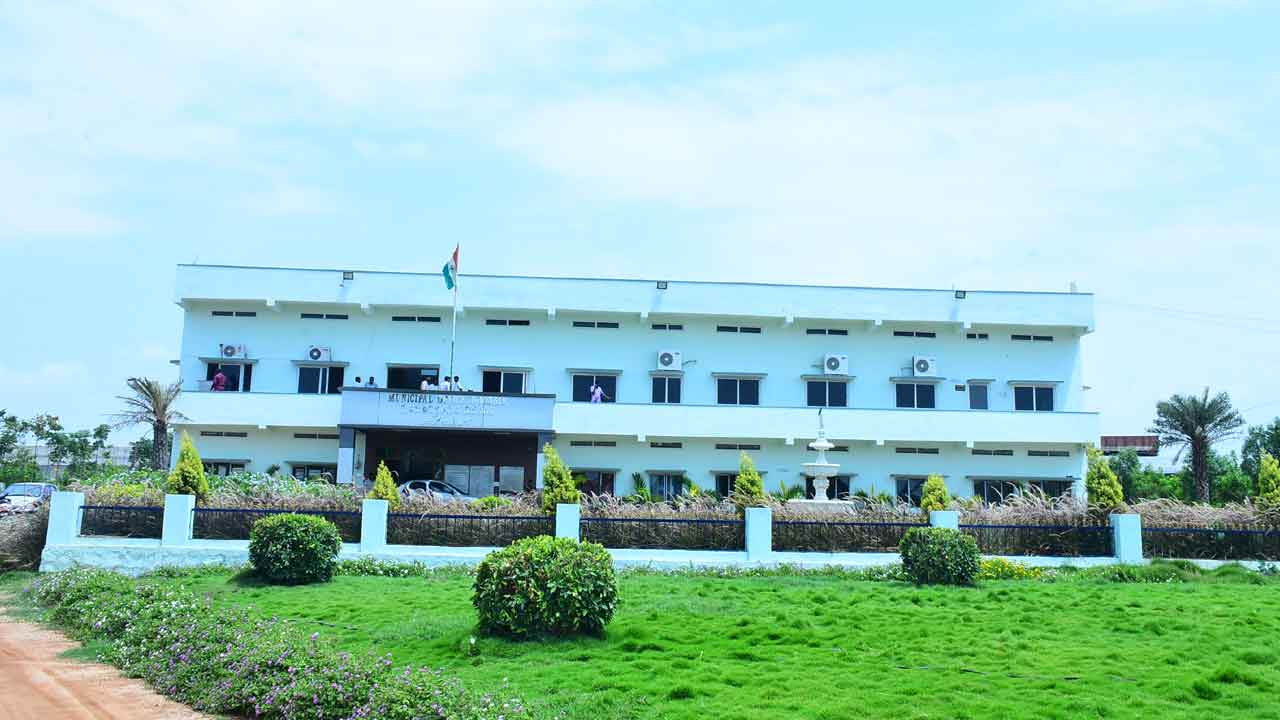 ముందస్తు చెల్లింపులకు ముందుకు వచ్చి..