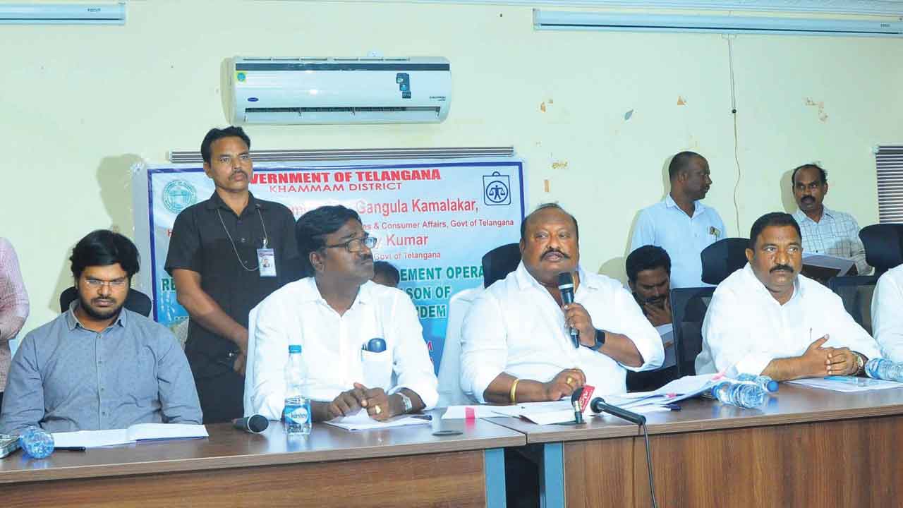 ప్రతి ధాన్యపు గింజా కొంటాం