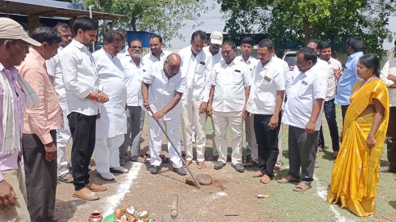 సాంకేతిక పరిజ్ఞానంపై దృష్టి సారించాలి