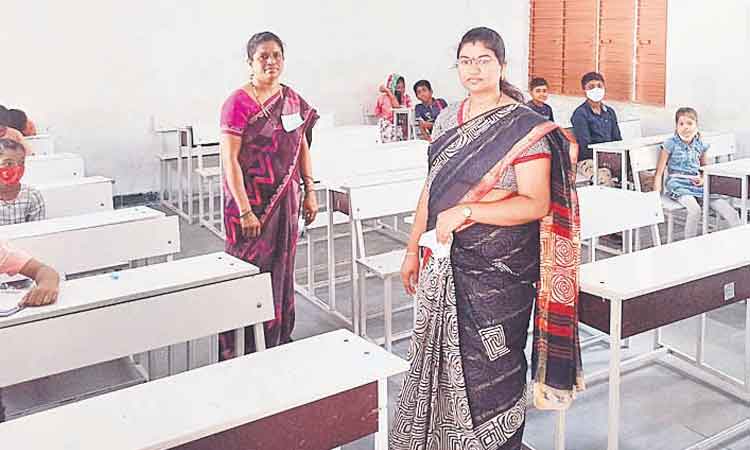 ప్రశాంతంగా నవోదయ ప్రవేశ పరీక్ష