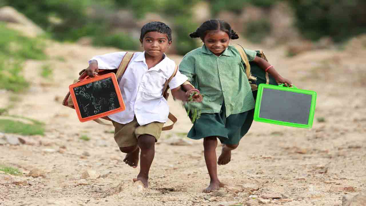 చలో చలో బడికువెళ్దాం