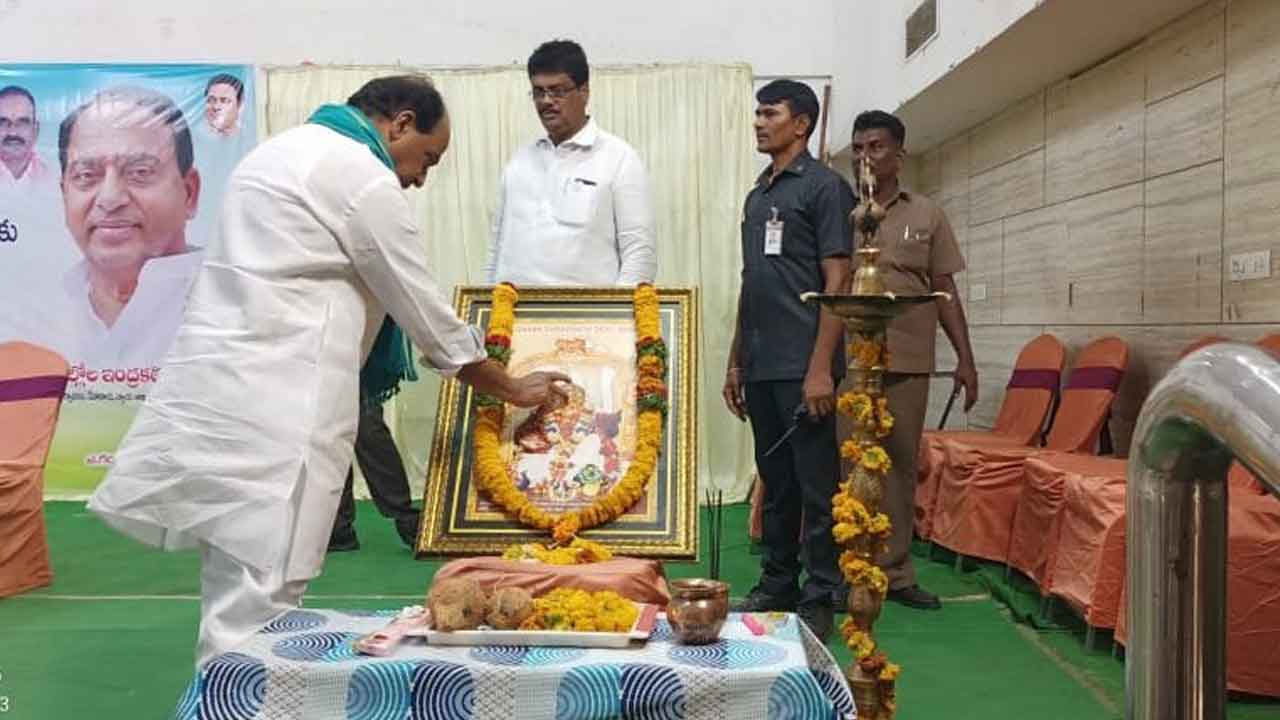 స్వరాష్ట్రంలోనే జోరుగా ఉద్యోగాలు