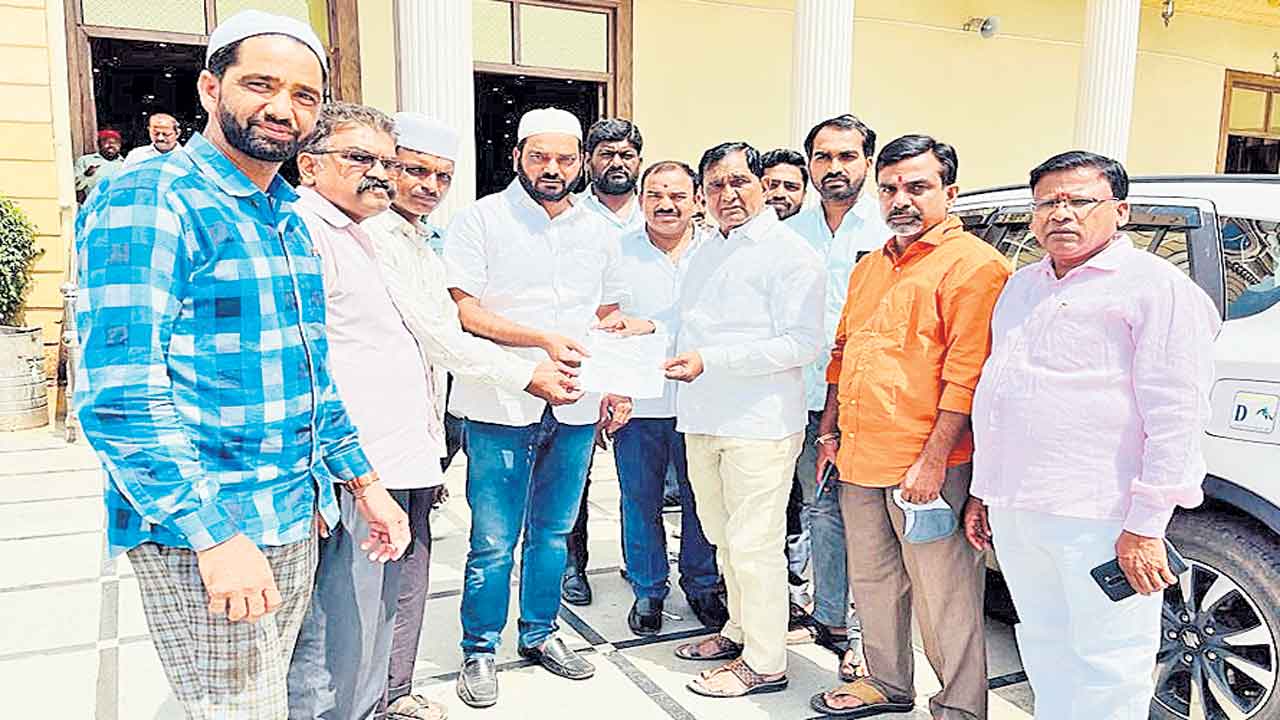 పథకాలను సద్వినియోగం చేసుకోవాలి