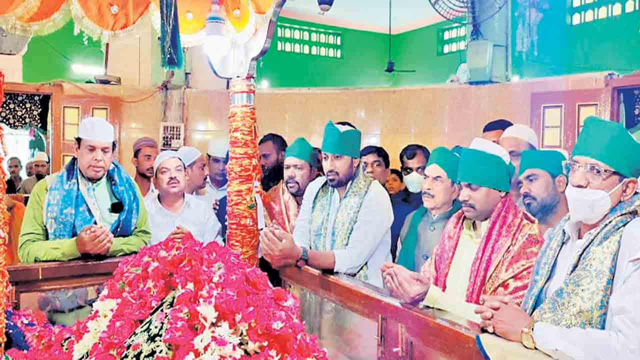 50 కోట్లతో జేపీ దర్గా అభివృద్ధి