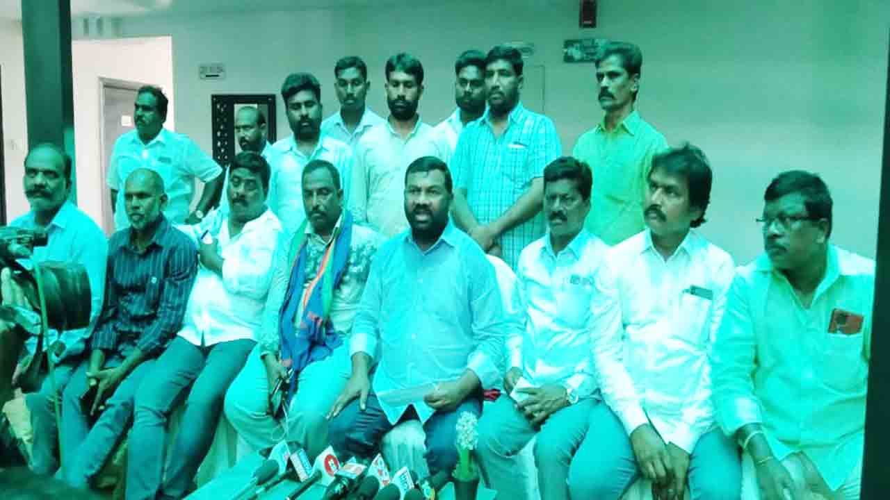 బీజేపీతో దేశానికి ప్రమాదం