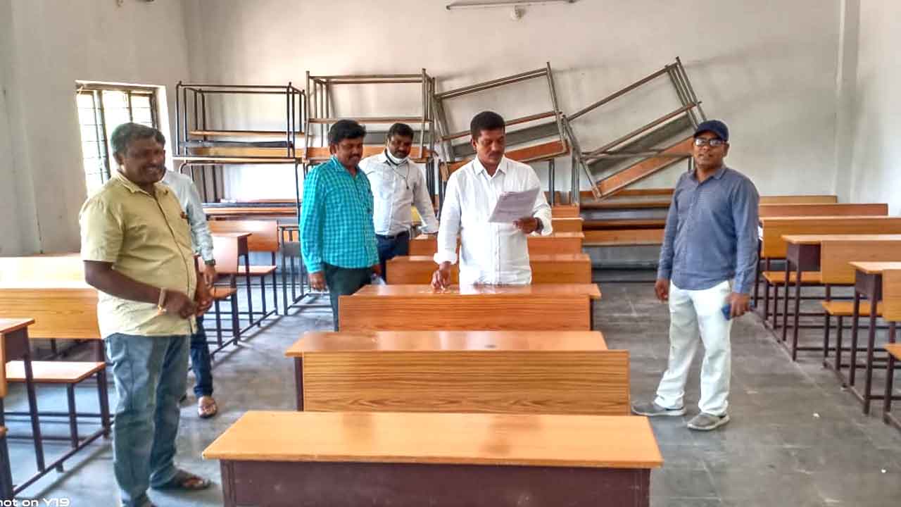 గంట ముందే రండి!