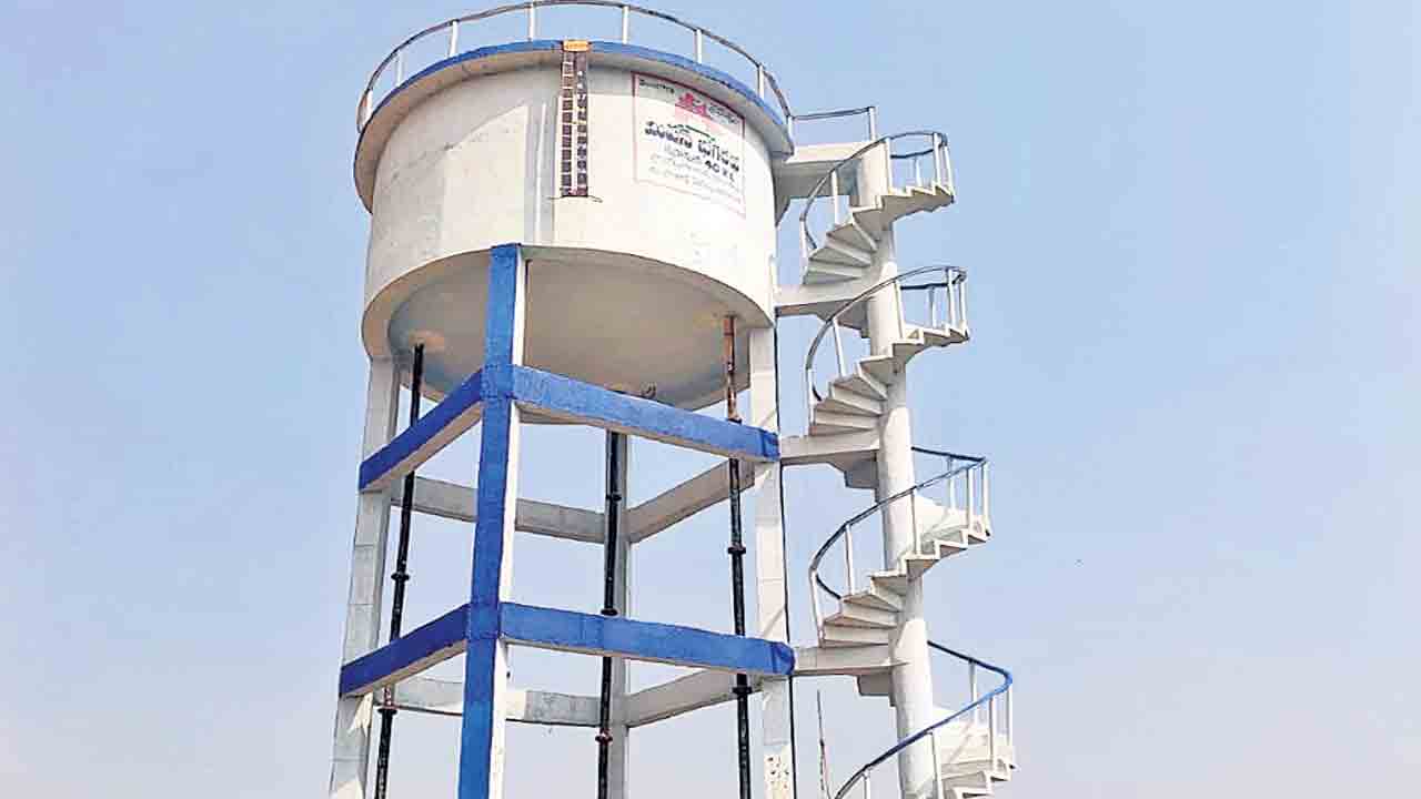 తాగునీటికి తప్పిన తండ్లాట