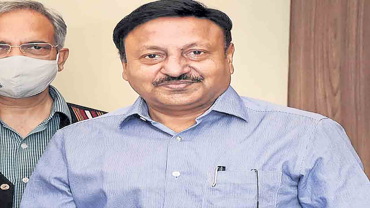 నూతన సీఈసీగా రాజీవ్‌ కుమార్‌