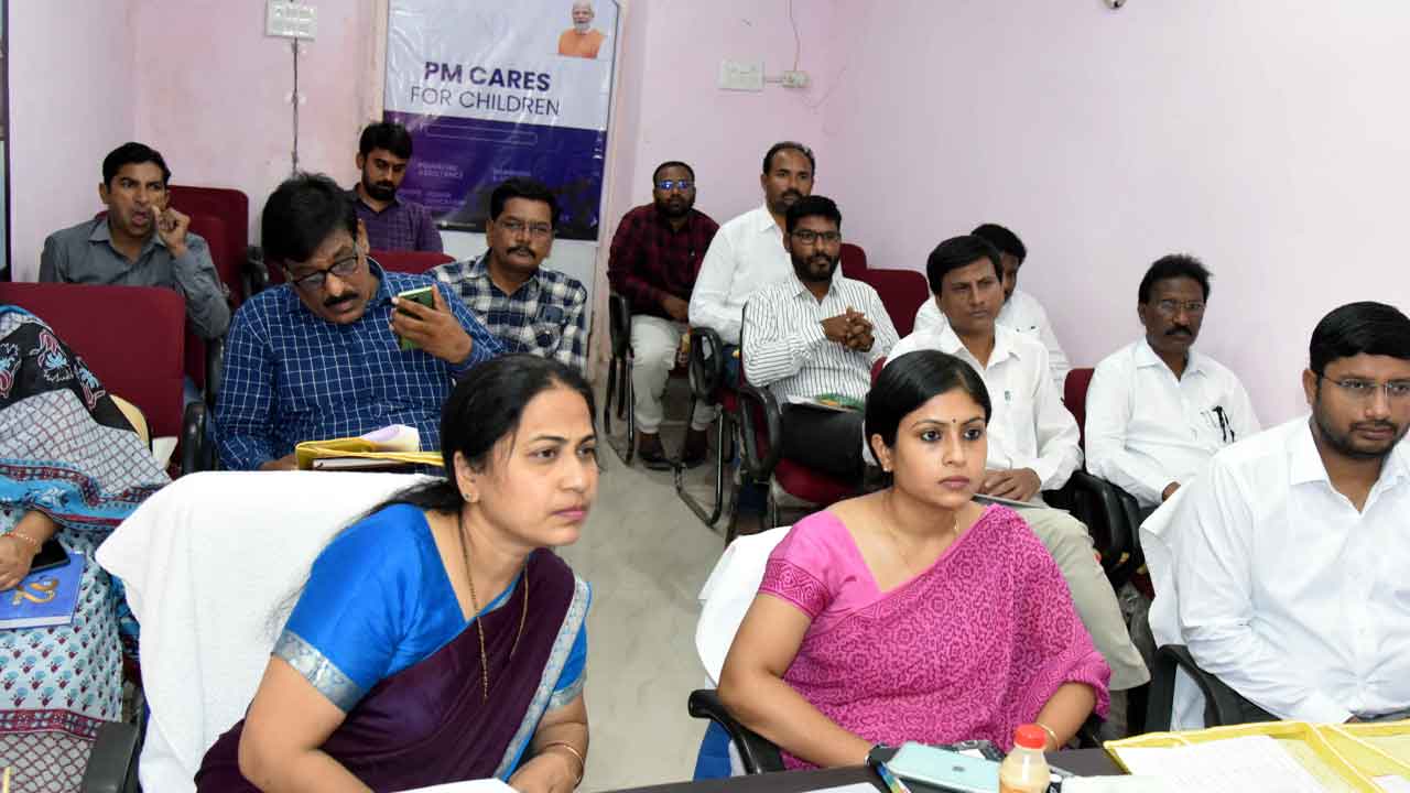 అనాథ బాలల కోసం ‘పీఎం కేర్స్‌’