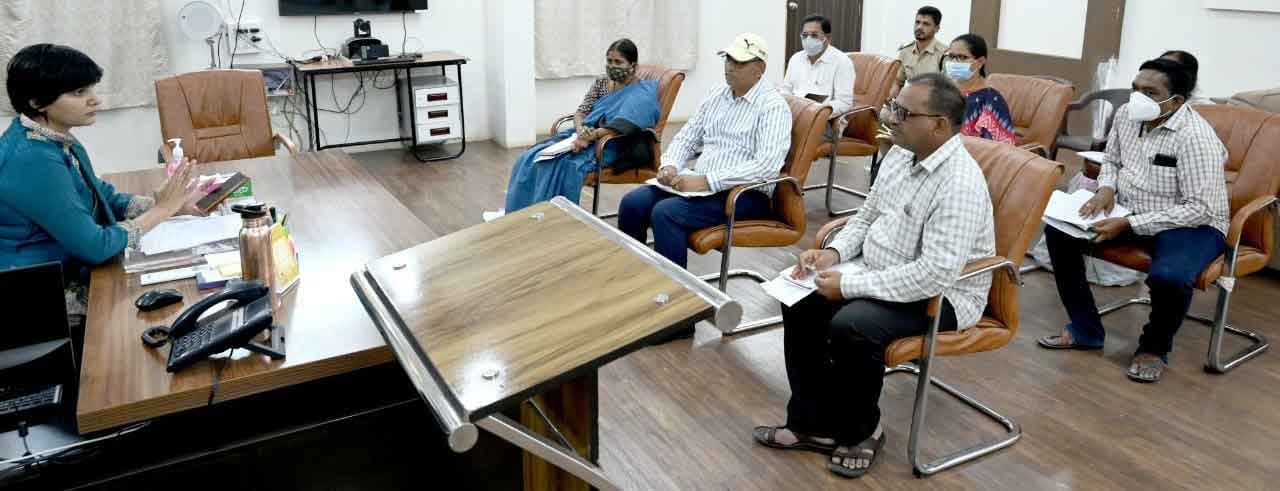 యూనిట్లు త్వరితగతిన పంపిణీ చేయాలి