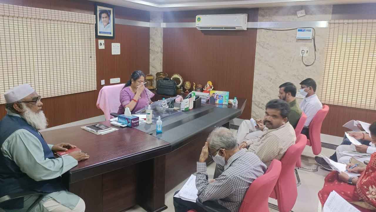 ప్రతి డివిజన్‌లో క్రీడా ప్రాంగణాలు