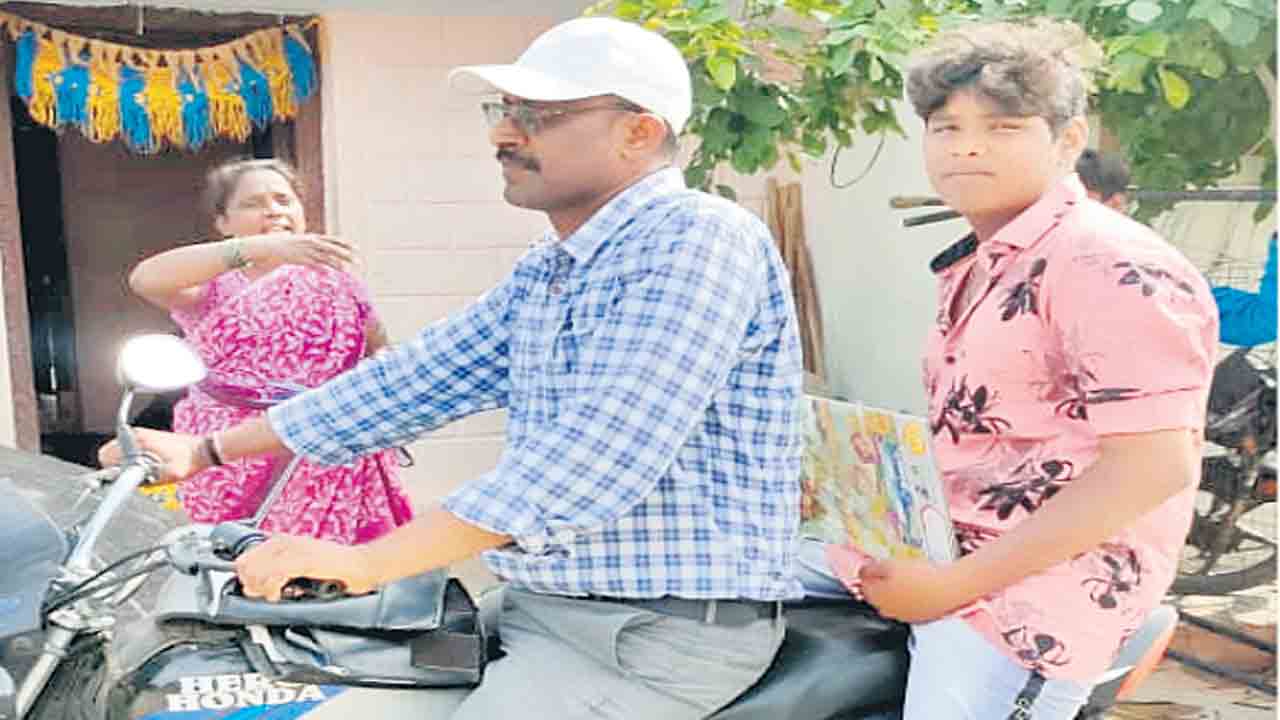 పట్టుబట్టి.. పరీక్ష రాయించి..