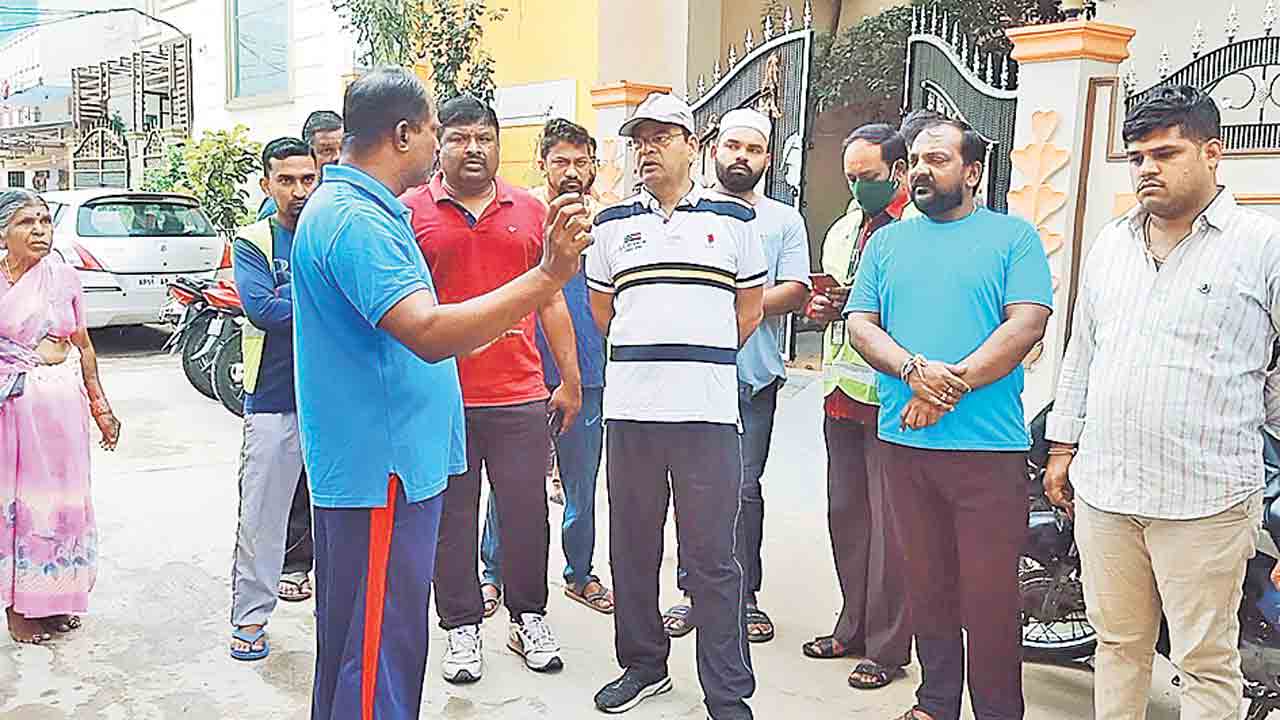 స్థానిక సమస్యల పరిష్కారానికి సత్వర చర్యలు