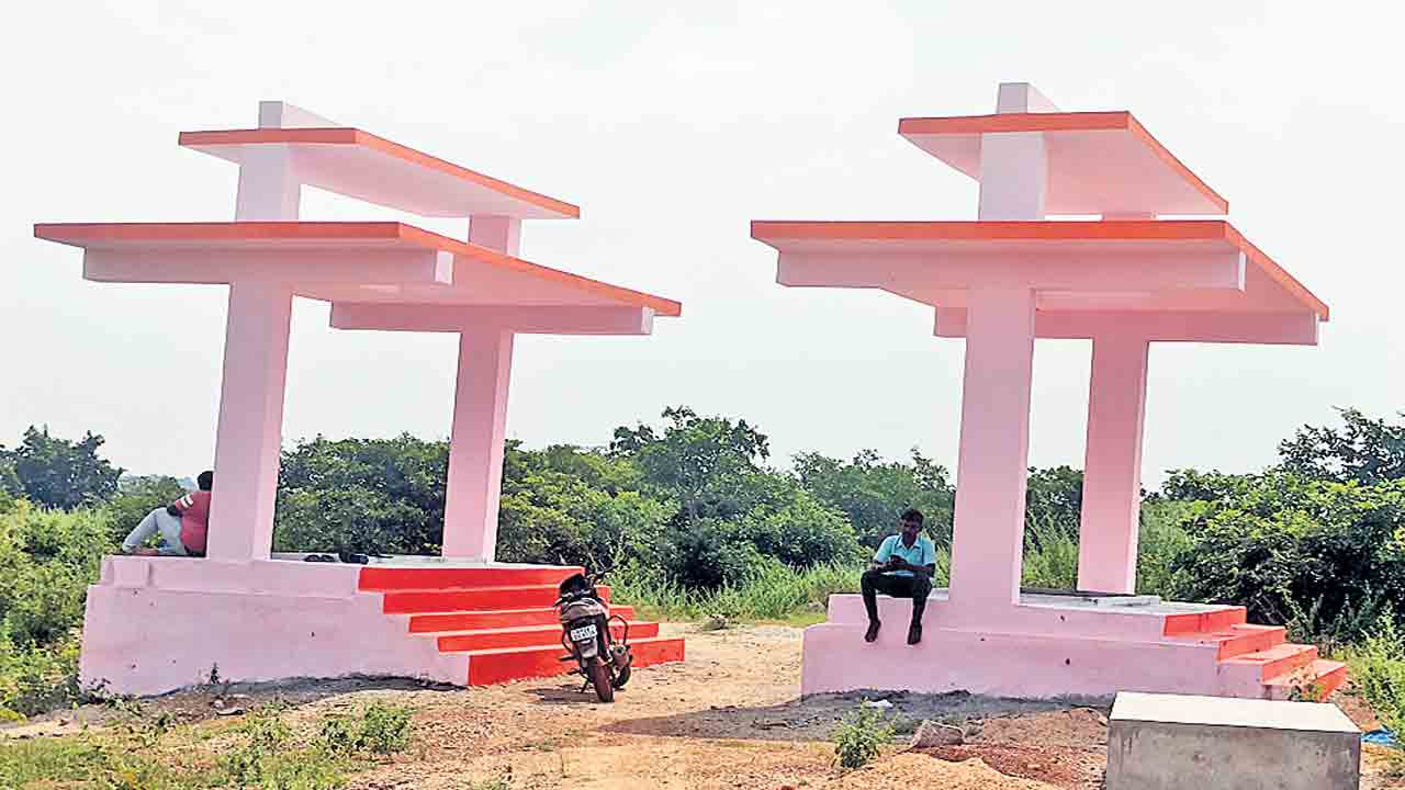 గ్రామానికో వైకుంఠధామం