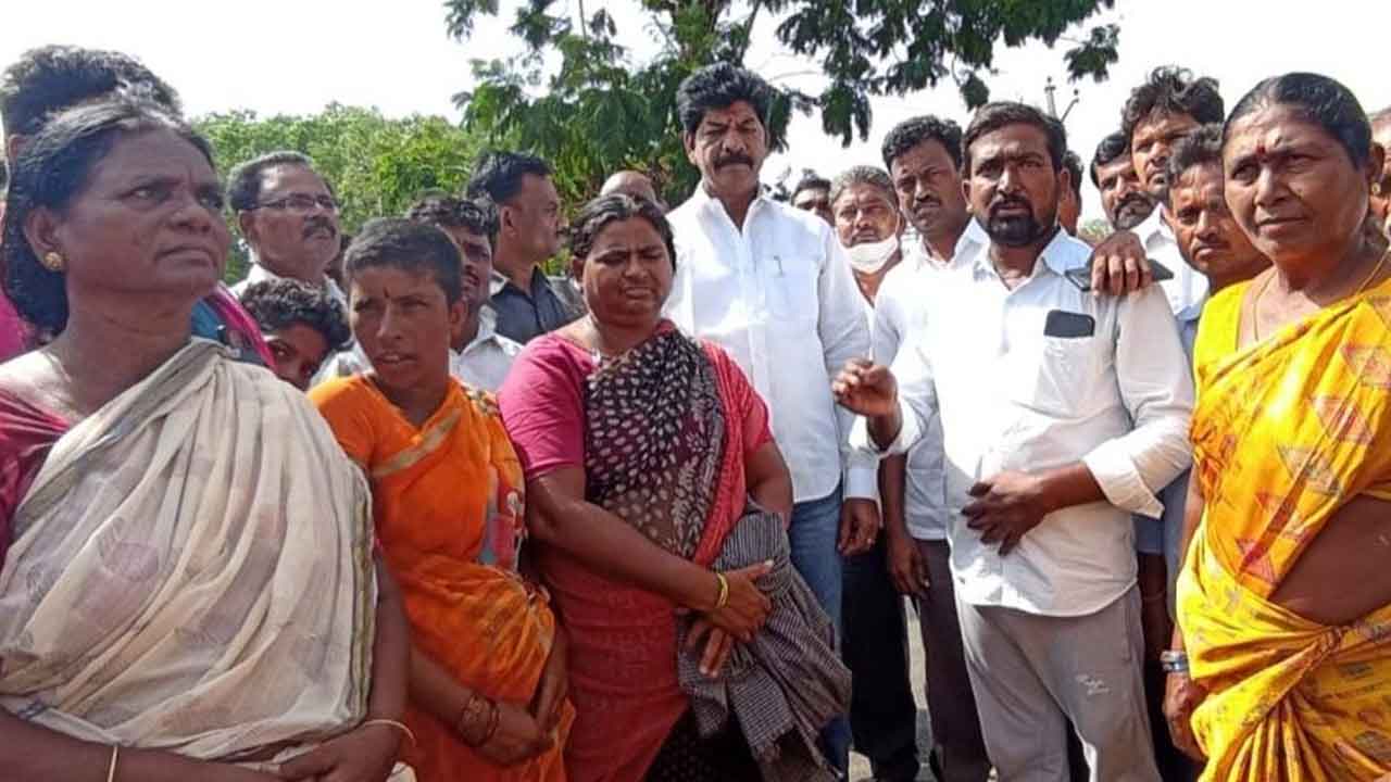 ప్రతి ఇంటికీ స్వచ్ఛమైన భగీరథ నీరు