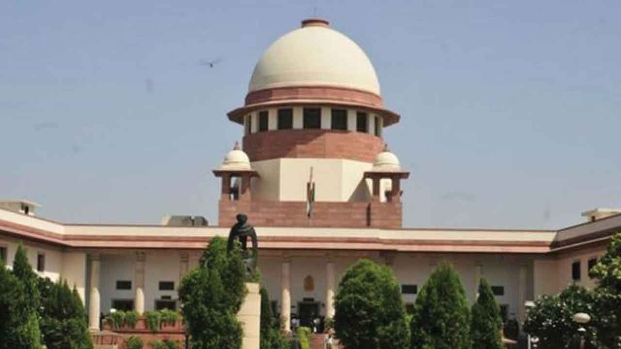 ఆరుగురు హైకోర్టు జడ్జీల బదిలీకి కొలీజియం సిఫారసు