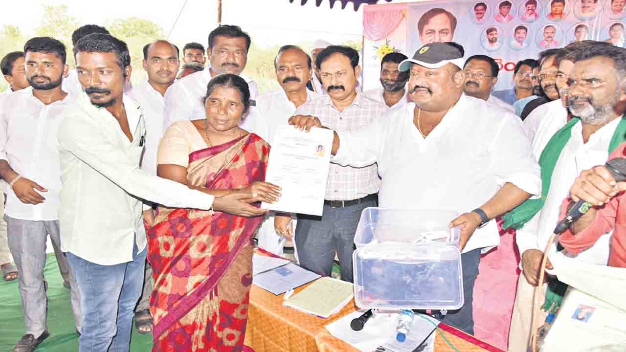 దళితుల అభ్యున్నతికే దళిత బంధు