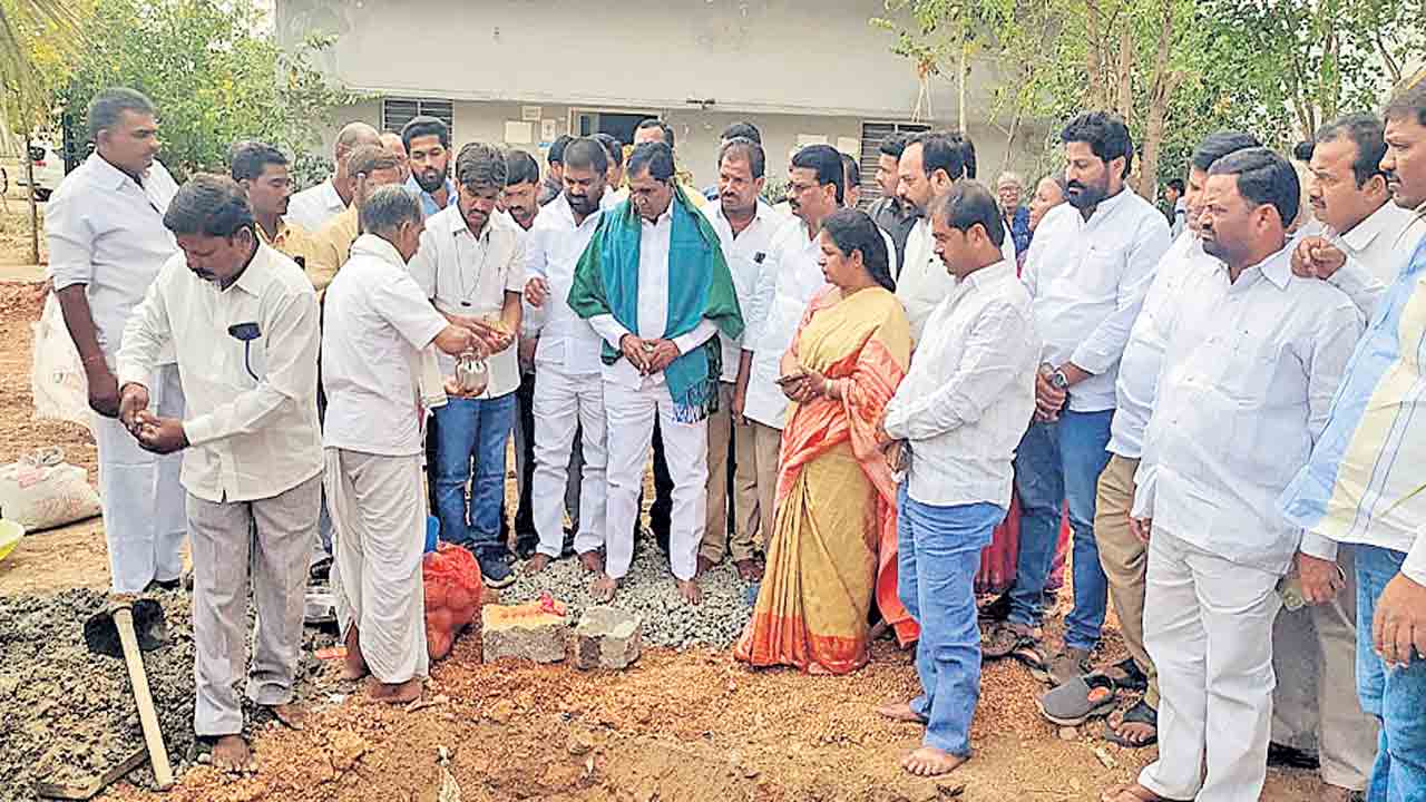 రైతుల సంక్షేమానికి ప్రభుత్వం పెద్దపీట
