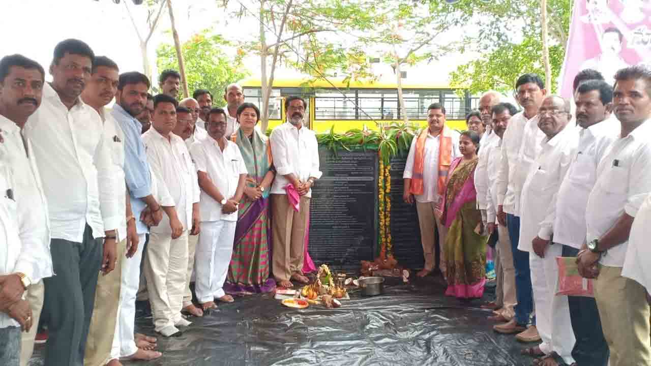 మార్కెట్‌ కార్యాలయంలో సకల సదుపాయాలు
