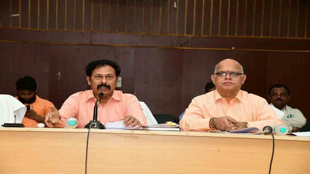 ‘పది’ పరీక్షలను పకడ్బందీగా నిర్వహించాలి