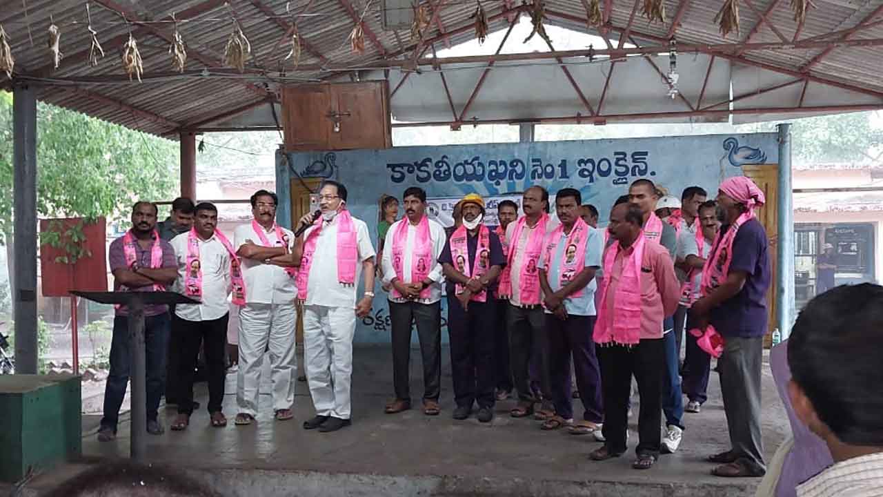 ప్రైవేటీకరణను అడ్డుకుందాం