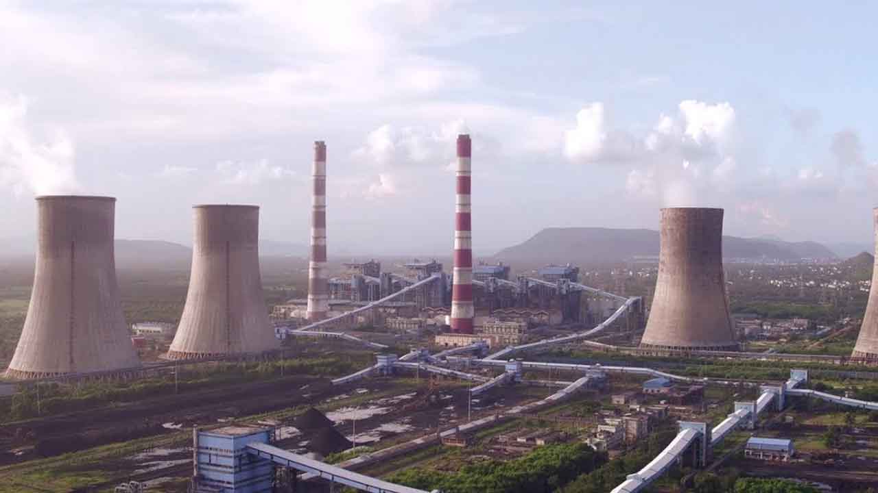 సింహాద్రి, హిందూజా ఎన్టీపీసీ ప్లాంట్లలో నిలిచిపోయిన విద్యుదుత్పత్తి