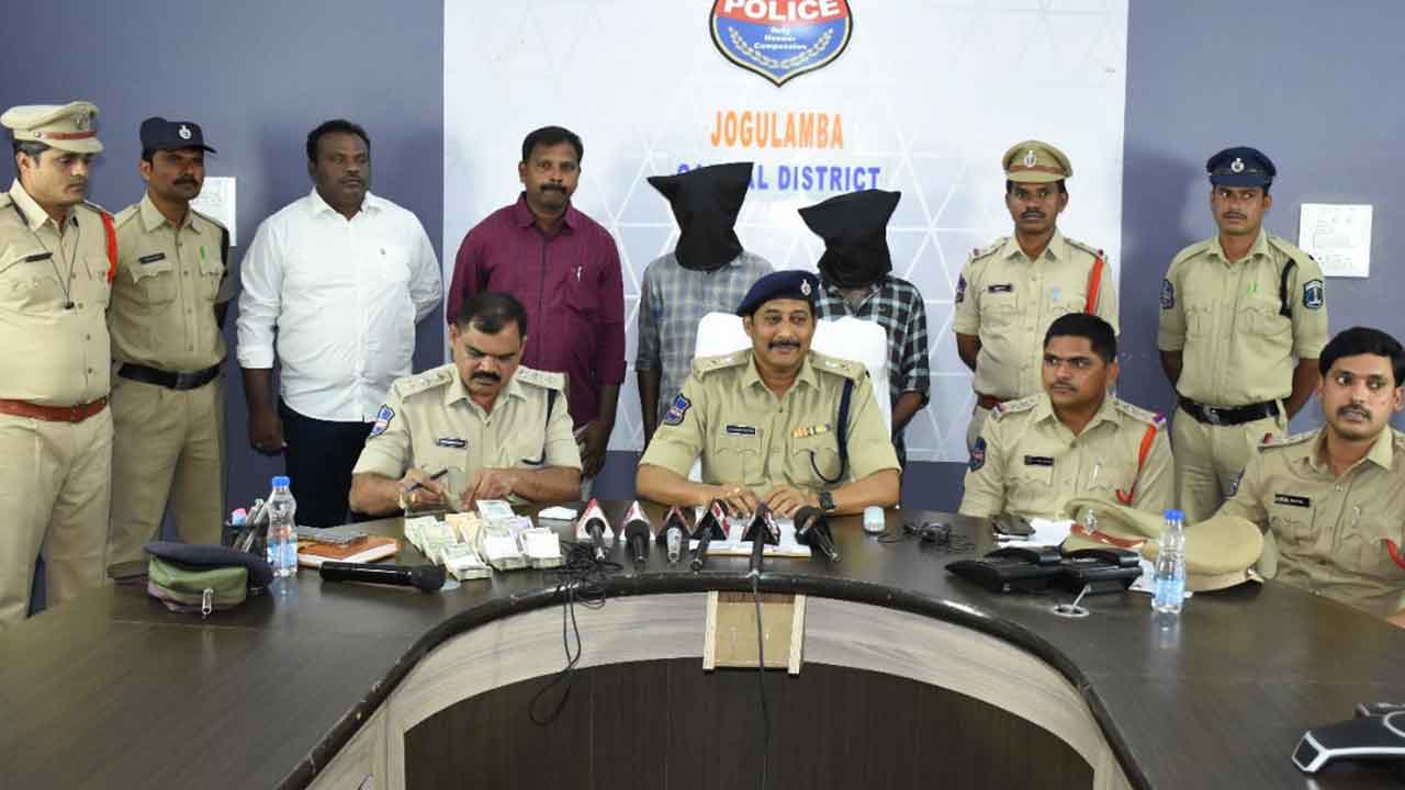 అంతర్రాష్ట్ర ముఠా అరెస్టు