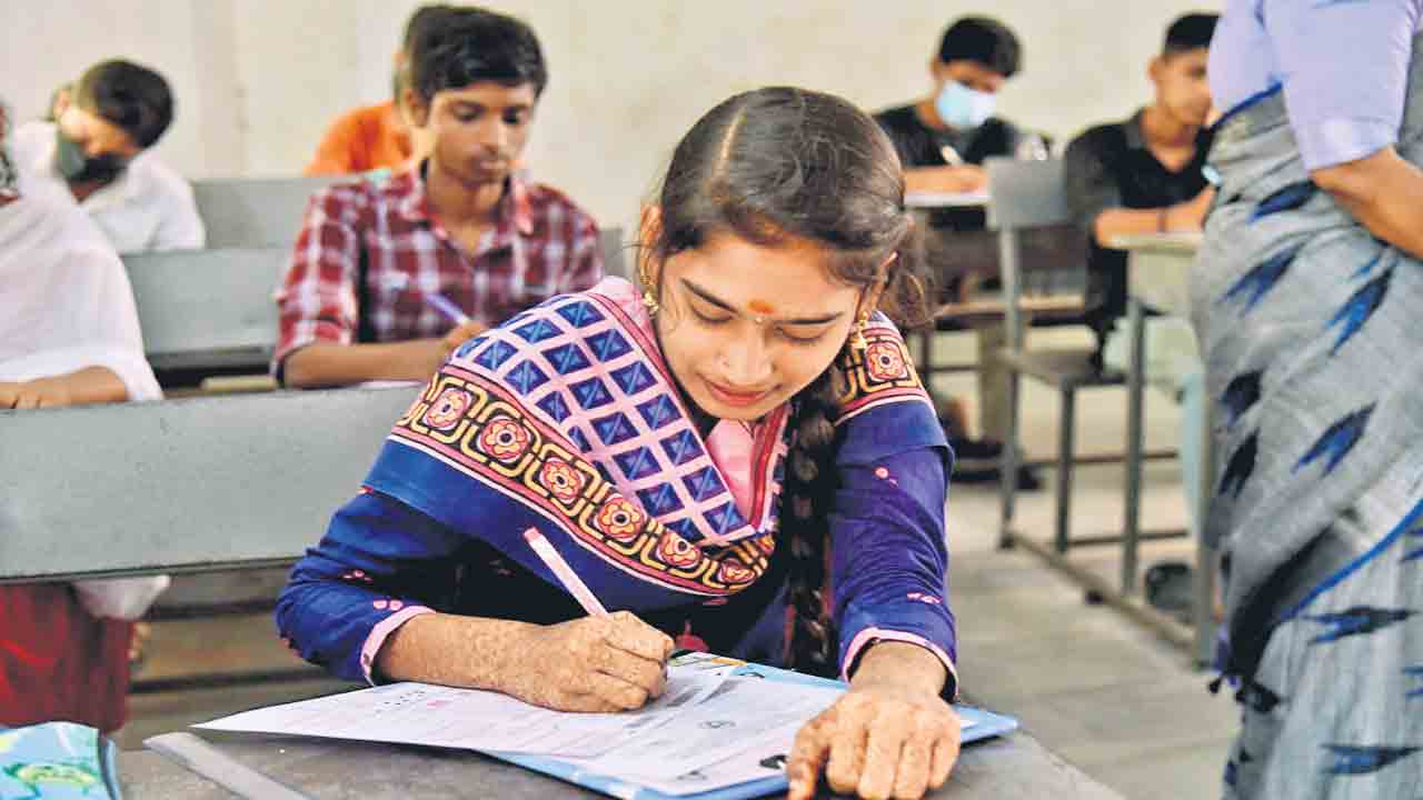 తొలిరోజు 99.61%