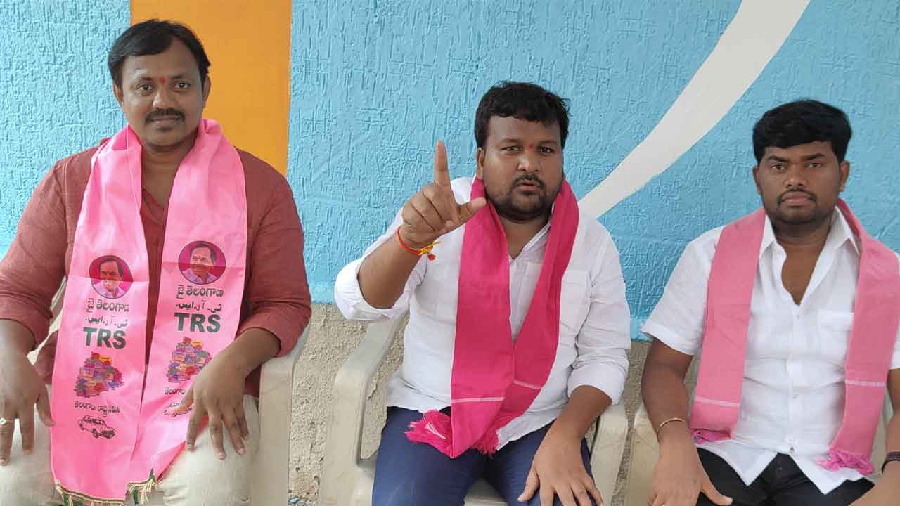 ఓయూ విద్యార్థులకు రేవంత్‌ క్షమాపణ చెప్పాలి