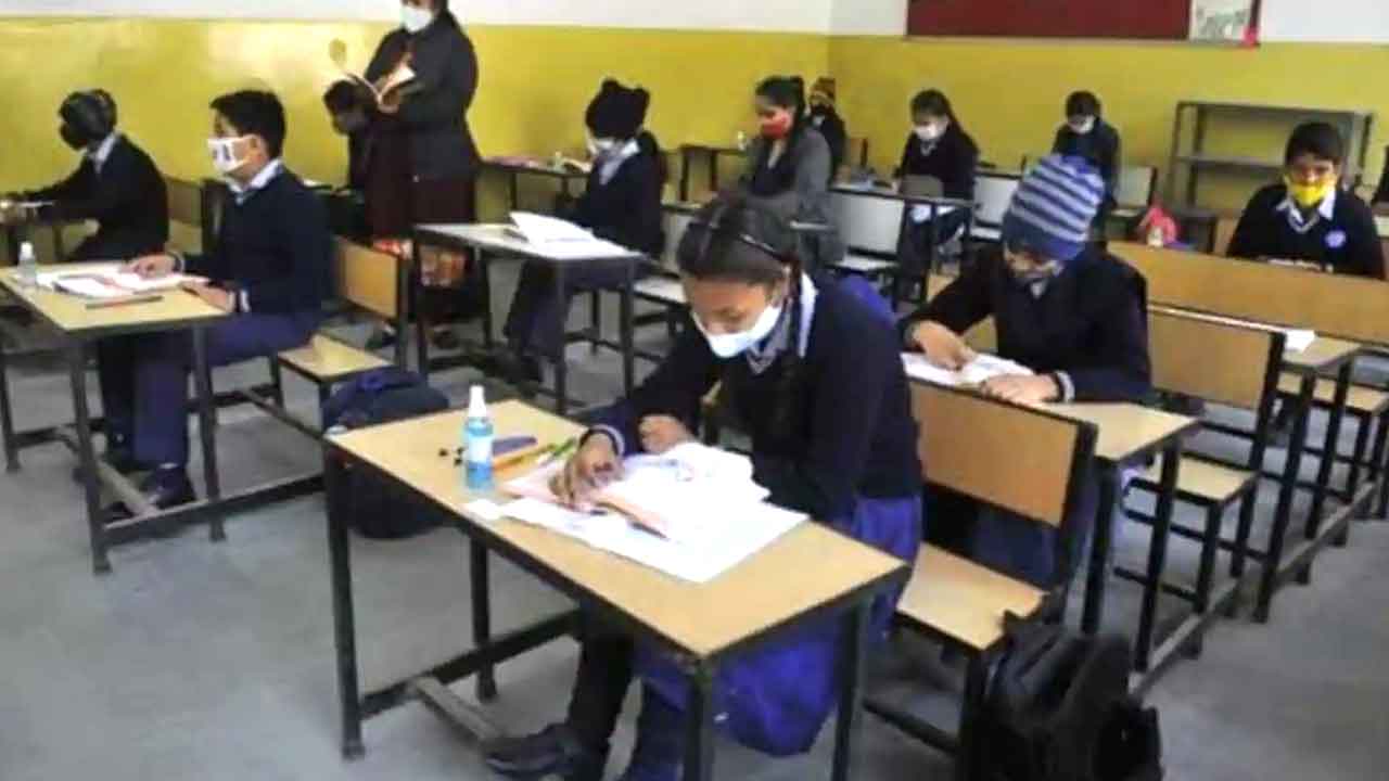 ఓపెన్‌ టెన్త్‌లోనూ 6 పేపర్లే