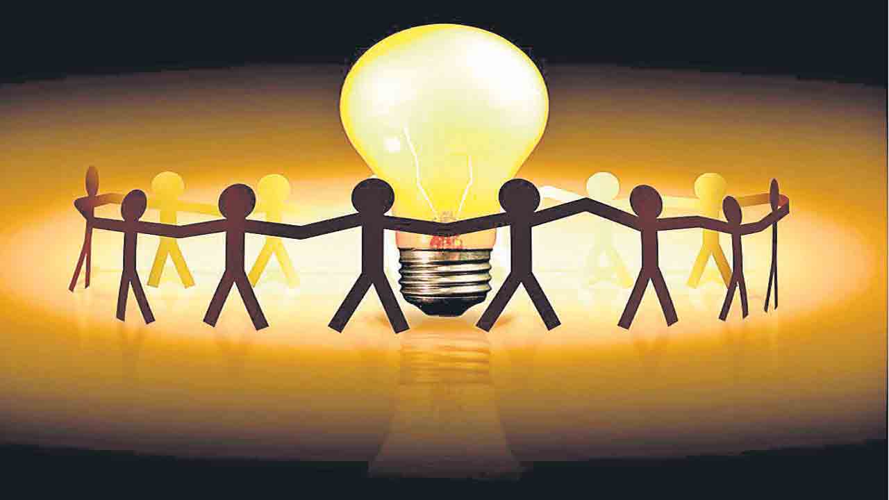 విద్యుత్‌ ఆదా మీ చేతుల్లోనే..