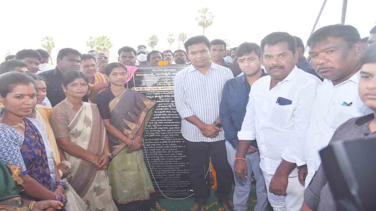 వ్యాపారవేత్తలుగా ఎదగాలి ఇదే సీఎం కేసీఆర్‌ సంకల్పం