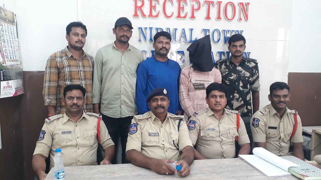 హత్య చేసి.. ప్రమాదంగా చిత్రీకరించి..