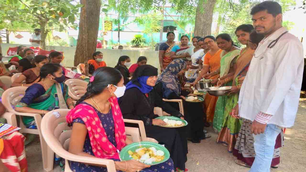 ఆరోగ్య కేంద్రాల్లో గర్భిణులకు పౌష్టికాహారం