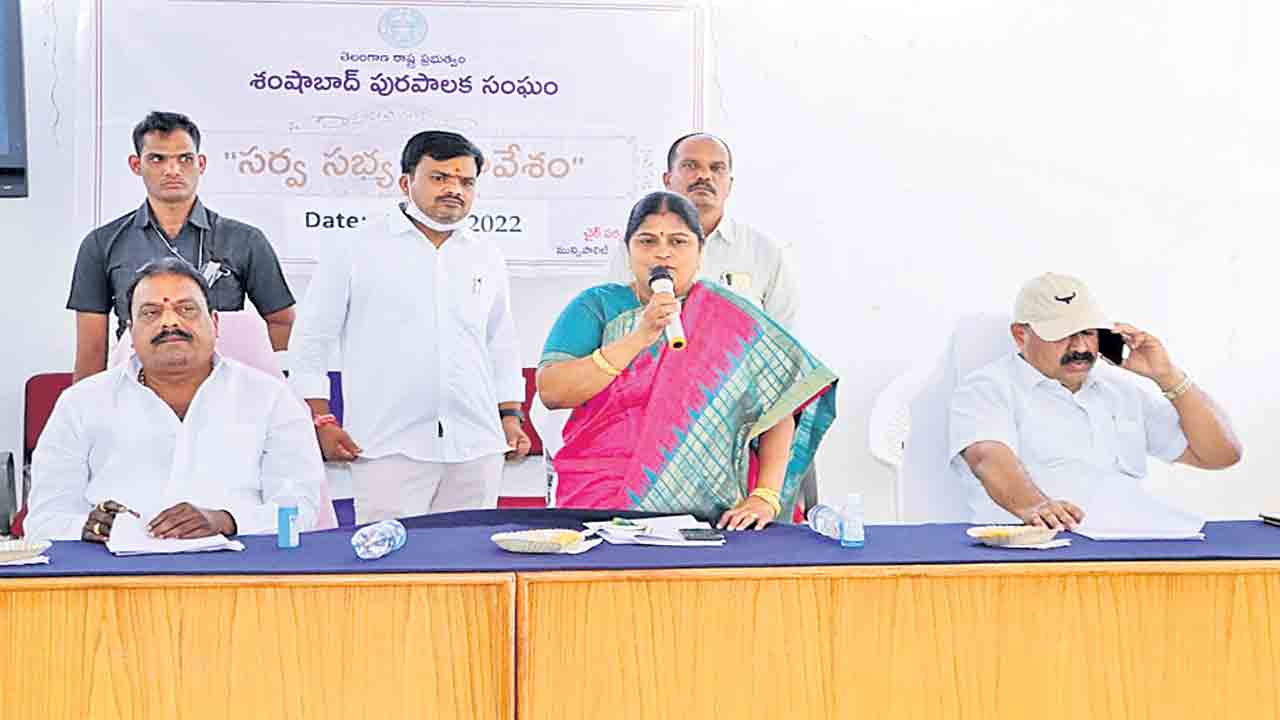 మున్సిపాలిటీ అభివృద్ధికి కృషి