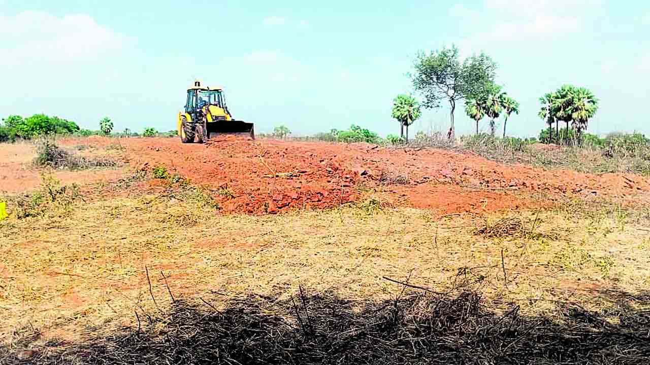 పల్లెల్లో క్రీడాప్రాంగణాలు