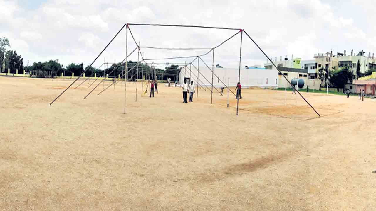 రంజాన్‌కు మున్సిపల్‌ మైదానం ముస్తాబు