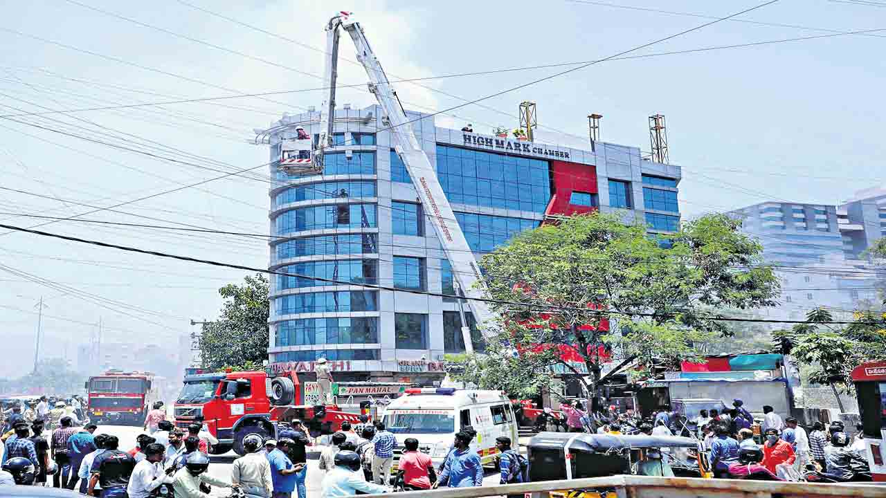 ‘బాహుబలి’ నిచ్చెన