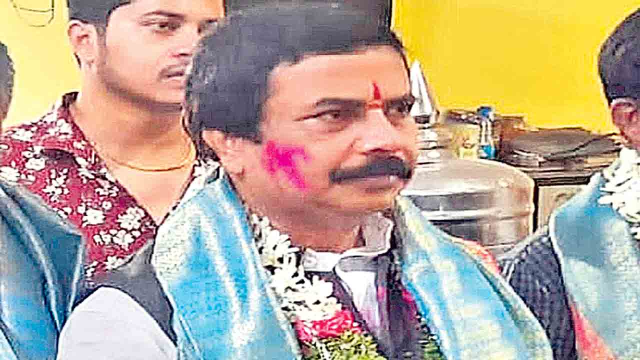 పూసల సంఘం అధ్యక్షుడిగా కోల శ్రీనివాస్‌