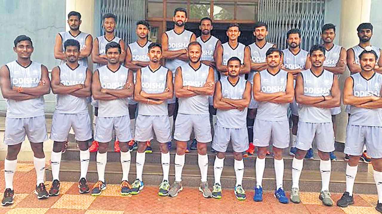 రూపిందర్‌ సారథ్యంలో..