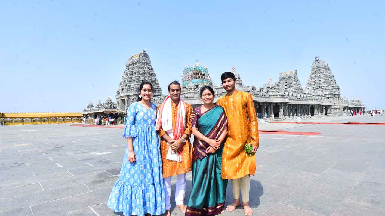 యాదాద్రిలో నిత్యారాధన