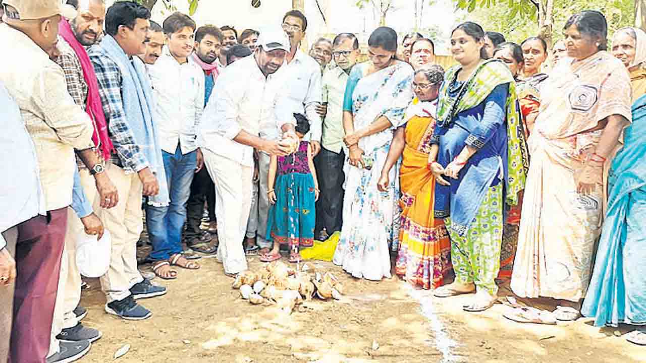 మున్సిపాలిటీల అభివృద్ధిపై ప్రత్యేక దృష్టి