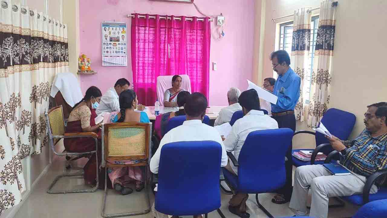 నిధులను సక్రమంగా వినియోగించాలి