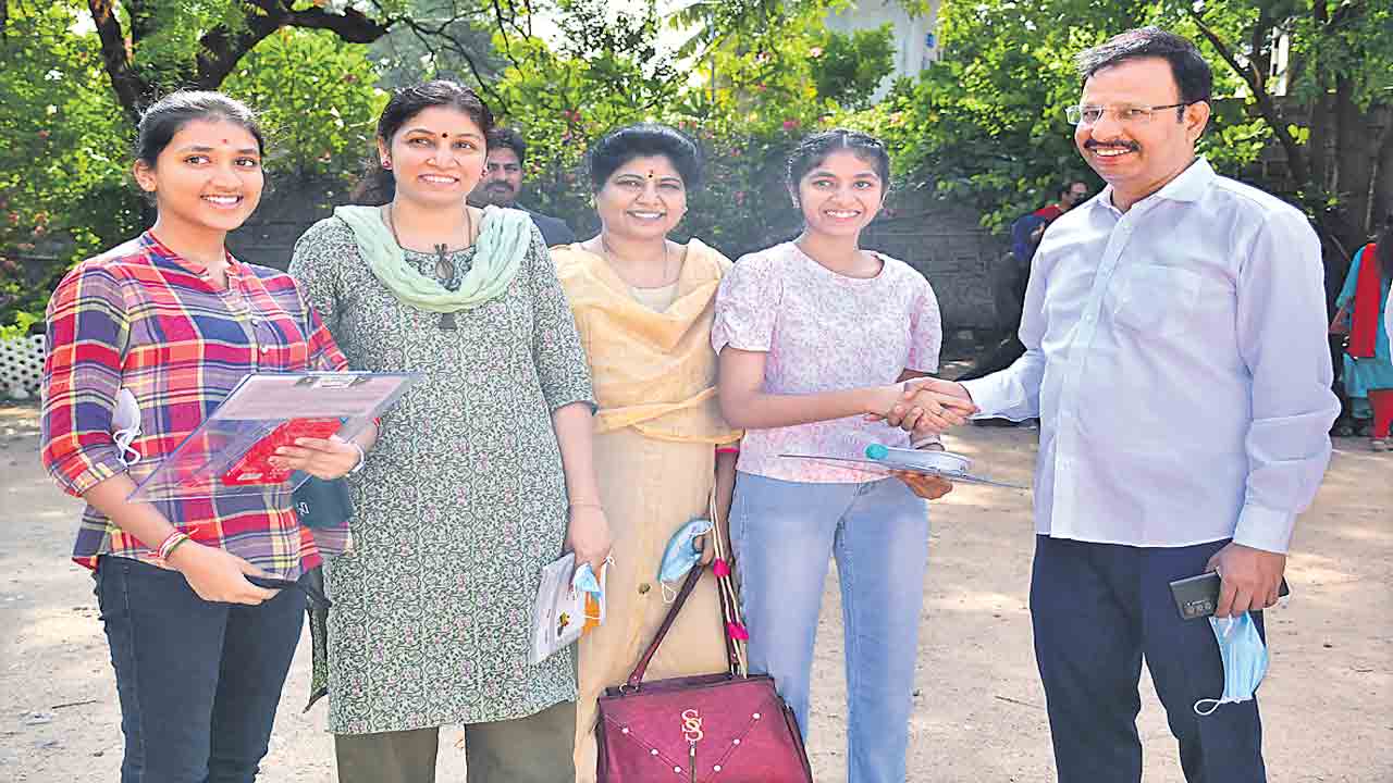 98.80% హాజరు